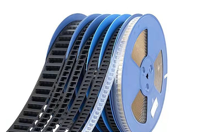 無托盤IC器件SMT生產線抓取技術解析